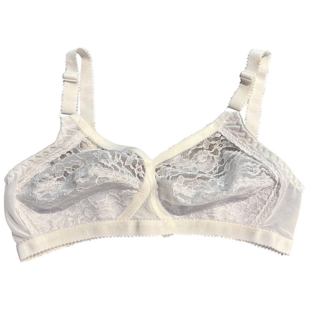 White Floral Lace Non-Wired Bra Style 51 Adjustable Straps 36C